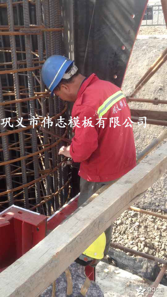 圓柱鋼模生產(chǎn)現(xiàn)場