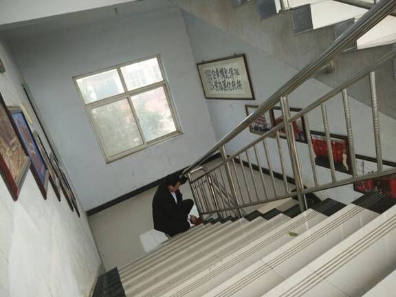 “其身正，不令而行；其身不正，雖令不從”