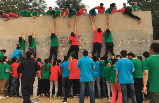 三軍威武赫赫風(fēng)采!偉志鋼模板力爭河南