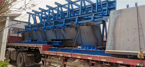 河南偉志生產的箱梁鋼模板發貨中