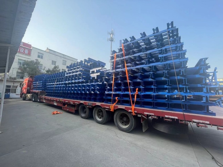 鄭州鋼模板廠家發貨框架模板